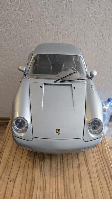 Pocher 1:8 - Model sportwagen - Porsche 911 Carrera (993), Nieuw