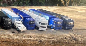 1:87 - Model vrachtwagen (18) - Lot HO assortiment reclame, Nieuw