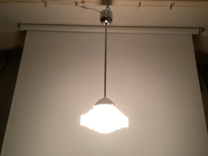 Schoollamp stijl Gispen - Lamp - Gispen - Melkglas - Vintage, Antiquités & Art, Antiquités | Éclairage