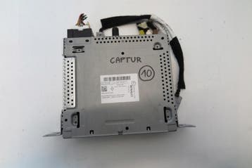 radio navigatie cassette Renault Captur 1.5DCI 281153335R, Verzenden, Gebruikt