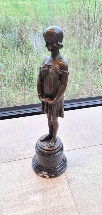 Beeld, Bronze statue Linnocence signed D.H. Chiparus - 35, Antiquités & Art, Curiosités & Brocante