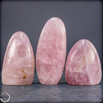 Rozenkwarts vrije-vorm set – Elegant trio uit zacht roze