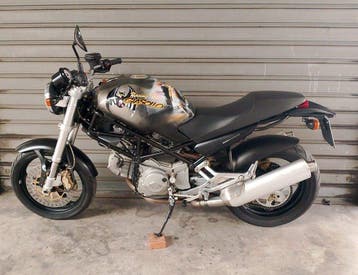 Ducati - Monster - Tribute - Paolo Casoli - 600 cc - 2001