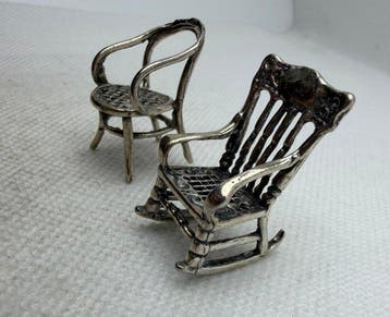 Beeldje - Pareja Sillas , plata - Zilver