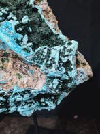HQ Pseudomorph chrysocolla with malachite on steel stand -, Collections, Minéraux & Fossiles