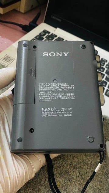 Sony - TCM-900 Ultra-Slim Draagbare cassettespeler, Nieuw