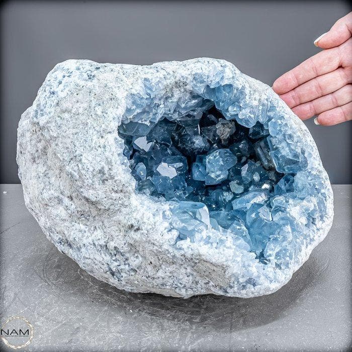 Hemelse celestietdruse uit Madagaskar – 15 kg kristalline, Collections, Minéraux & Fossiles