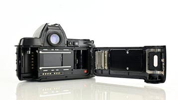 Nikon F-801 + AF NIKKOR 35-70mm Analoge camera, Nieuw