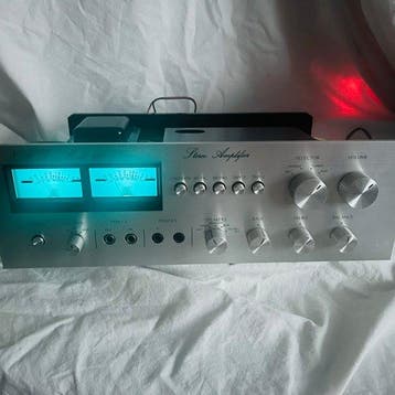 NAD - Modèle 60 ( RESTAURÉ le conteneur en bois )
