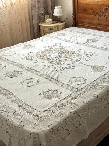 Zeldzaam. Prachtige oude bedsprei. Met de hand gemaakt., Antiek en Kunst