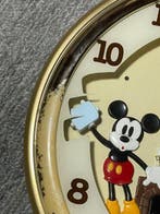 Pendule à balancier - Disney - Vintage Plastique, Métal -