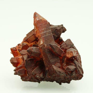Quartz rouge-brun brillant, hématoïde Groupe de cristal -