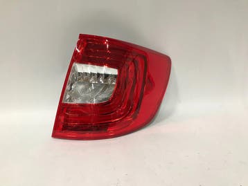 Skoda Superb II lift kombi 2012-2015 rechter achterlicht LED, Verzenden