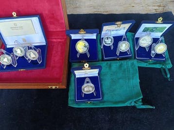 Italië. Lot 100/200/500/2000Liras ( 9 Coins Silver Proof