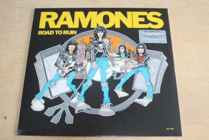 Ramones - Road To Ruin + Backstage Passes + Guitar Pick - LP, CD & DVD, Vinyles Singles