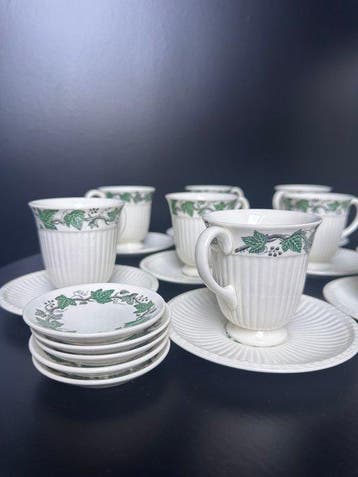 Wedgwood - Service à thé et café (27) - Stratford -, Antiek en Kunst