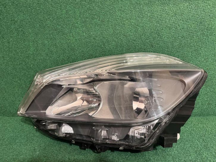Phare av. gauche Mercedes W176 A-Class 2012 - 2018 H7, Autos : Pièces & Accessoires, Éclairage, Mercedes-Benz, Utilisé, Enlèvement