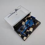 Prost F1 - Jean Alesi - 2001 - Schaal 1:43 modelauto, Verzamelen, Nieuw