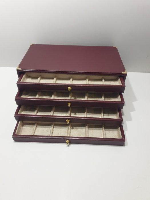 Accessoires. Monetiere in ecopelle bordeaux per 72 posti, Postzegels en Munten, Munten | Europa | Niet-Euromunten