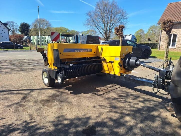 New Holland BC 5060, Zakelijke goederen, Landbouw | Werktuigen, Ophalen