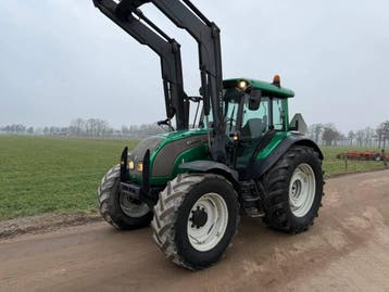 Veiling: Tractor Valtra C110 Diesel 2005 met Voorlader, Ophalen, Nieuw