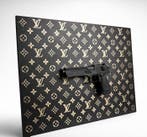 Daluxe Art - 1999 • LV Gun Pop Art