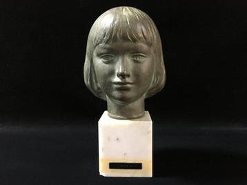 Japanese Masterpiece Bronze Bust of a Young Girl by Yasutake