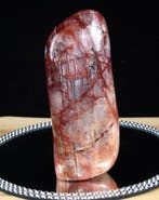 Agnitiet, rode genezer van hematoïde kwarts / Pink Fire