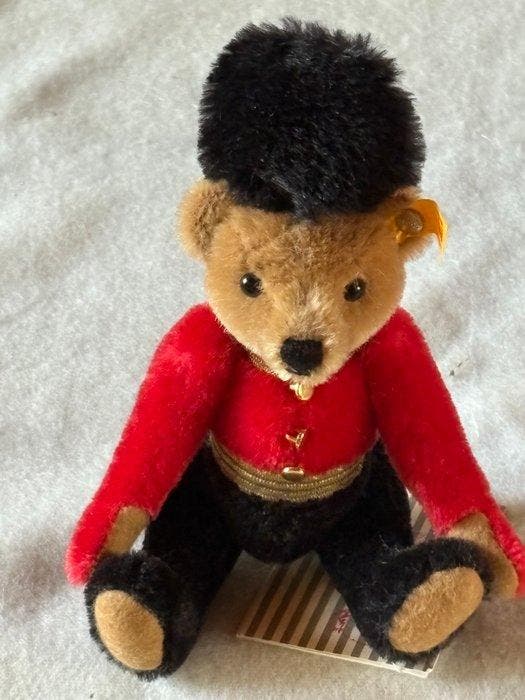 Steiff: Teddybeer London 16cm, EAN 026867 - Teddybeer, Antiek en Kunst, Antiek | Speelgoed