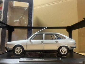 Norev 1:18 - Modelauto - Renault 30 TX 1979, Nieuw