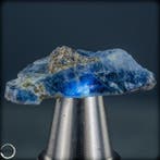 Natuurlijk ruwe saffier met intensieve blauwtinten - 44,30