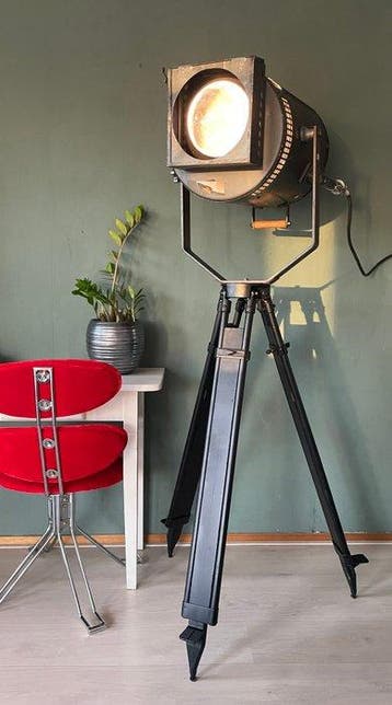 Reiche & Vogel Berlin Leuchtkunsten - Statief vloerlamp (2)