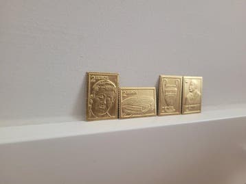 4 24k gouden zegels ter gelegenheid van het honderdjarig, Nieuw