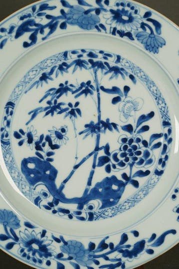Kangxi (1662-1722) - Bord - Peonies, Chrysanthemum, Hibiscus