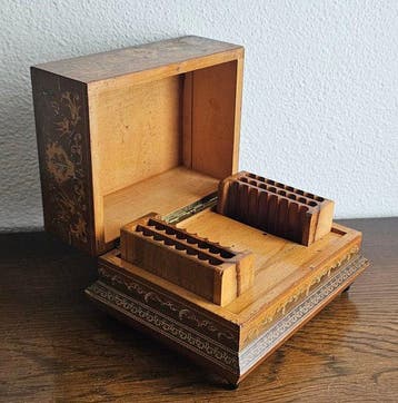 Muziekdoos - Europa - 1950-1960 - Speeldoos/ sigarettenhoud
