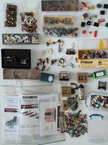 Artitec, Merten, Preiser H0 - Modeltreinfiguren (240) -, Nieuw