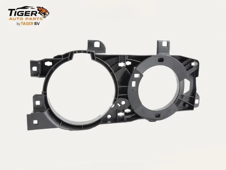 BMW E34 Koplamphouder Rechts Breed Type – 1993-1995, Auto-onderdelen, Verlichting, Nieuw, BMW