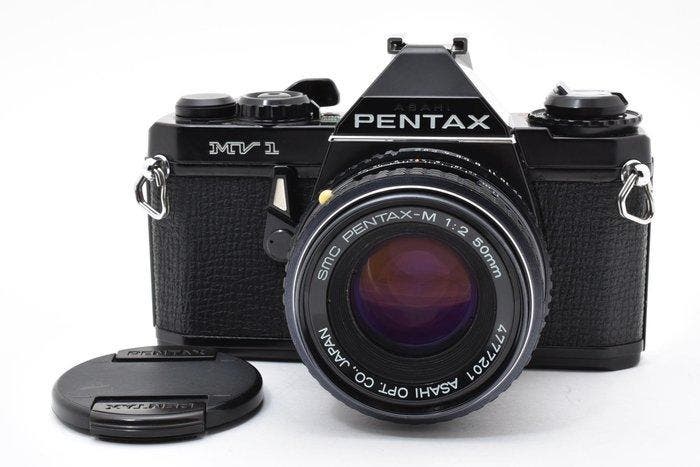 Pentax MV1 + smc PENTAX-M 2/50mm Appareil photo reflex, Audio, Tv en Foto, Fotocamera's Analoog