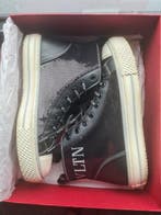 Valentino - High-top sneakers - Maat: EU 39, Nieuw