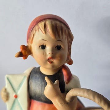 Goebel - Figurine - Hummel #13/2/0 - Meditation - TMK5 -