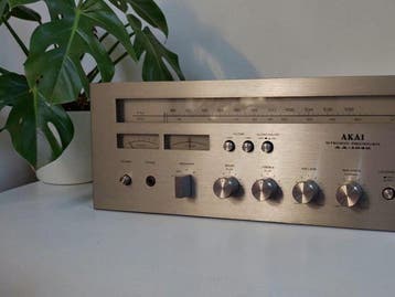Akai - AA-1040 Solid state stereo receiver, Nieuw