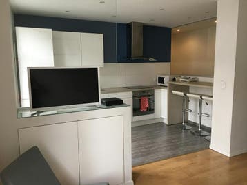 Appartement aan Boulevard Maurice Lemonnier, Brussels, 50 m² of meer