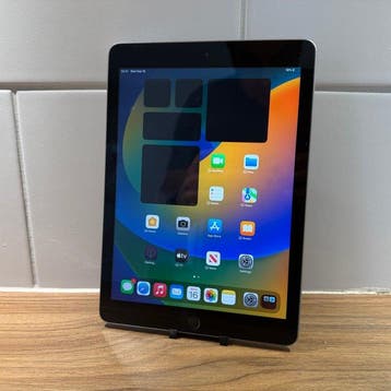 Apple iPad (5th Generation) 128GB Wifi - Mobiele telefoon, Nieuw