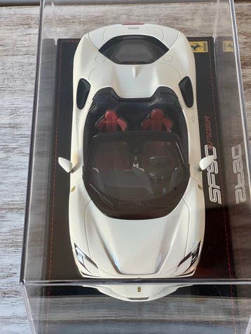 BBR 1:18 - Modelauto - Ferrari SF90 Spider - Avus White, Nieuw