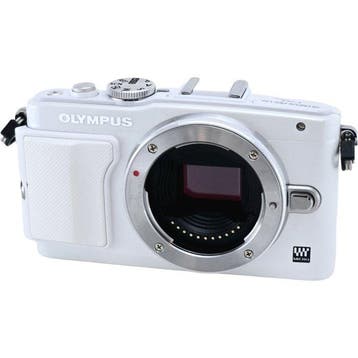 Olympus PEN Lite E-PL6 + M.Zuiko Digital ED 14-42mm + ED, Nieuw