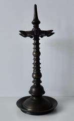 Olielamp - Brons - Nilavilakku-samai lamp