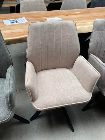 Deloris draaibare armstoel, vier kleuren (nieuw, A-keuze), Nieuw, Stof