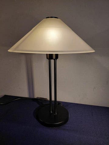 Hustadt-Leuchten - Tafellamp - Metaal, Opaline glas -, Antiek en Kunst