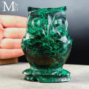 Malachite bandée de vert vif avec des motifs botryoïdaux, Verzamelen, Mineralen en Fossielen