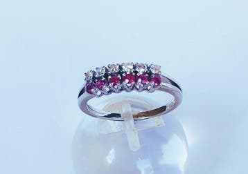 Ring - 19.2 kt. Witgoud Diamant (Natuurlijk) - Robijn